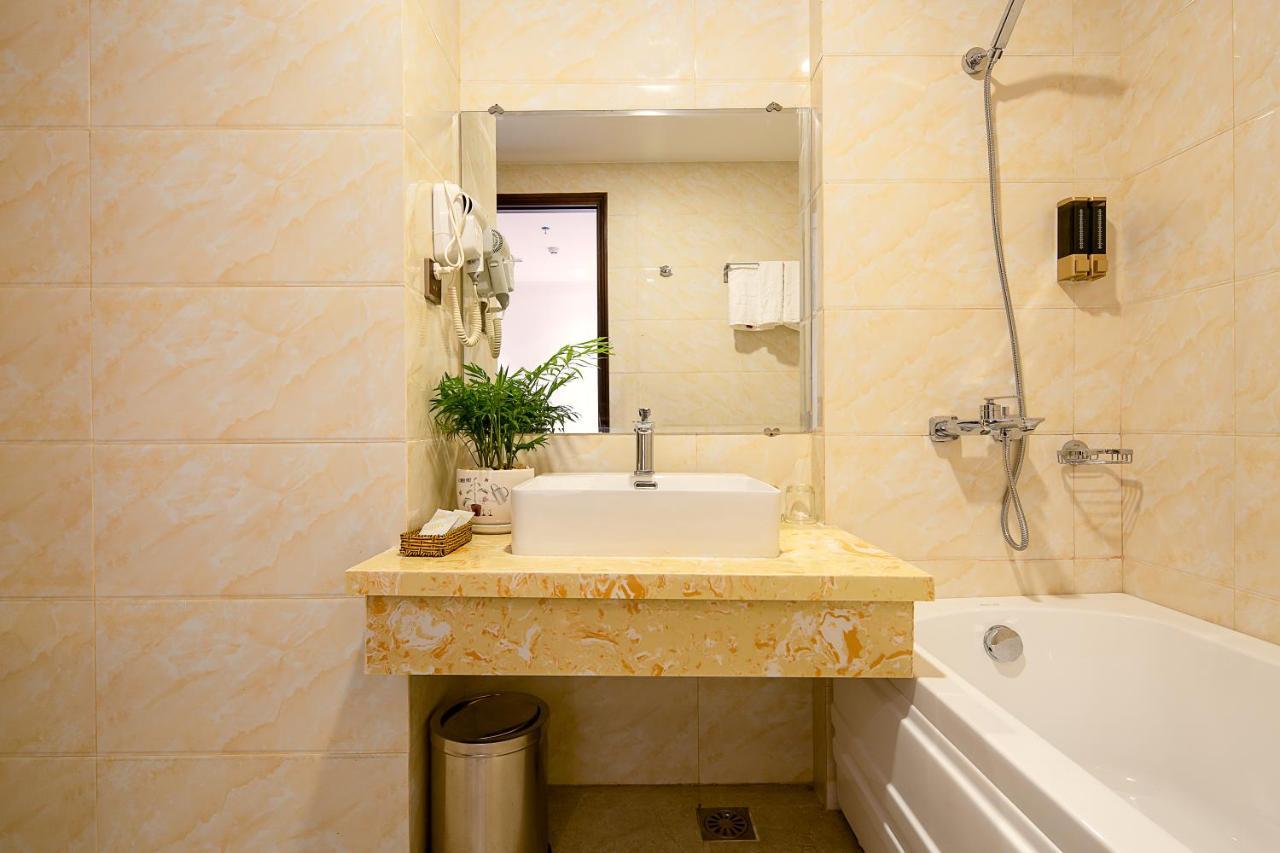 โรลิวา โฮเต็ล แอนด์ อพาร์ตเมนต์ ดานัง Hotel ภายนอก รูปภาพ